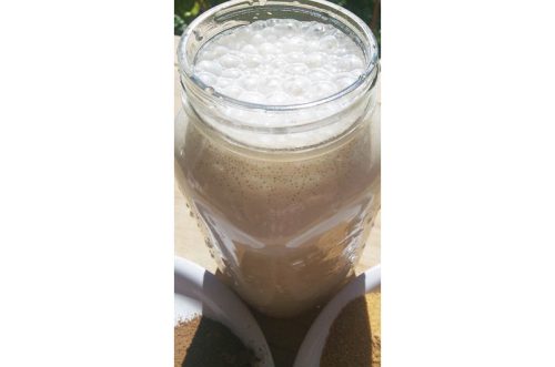 <!--:en-->Chai Spiced Almond Milk (In French)<!--:--><!--:fr-->Lait d'amande chaï aux bananes<!--:-->